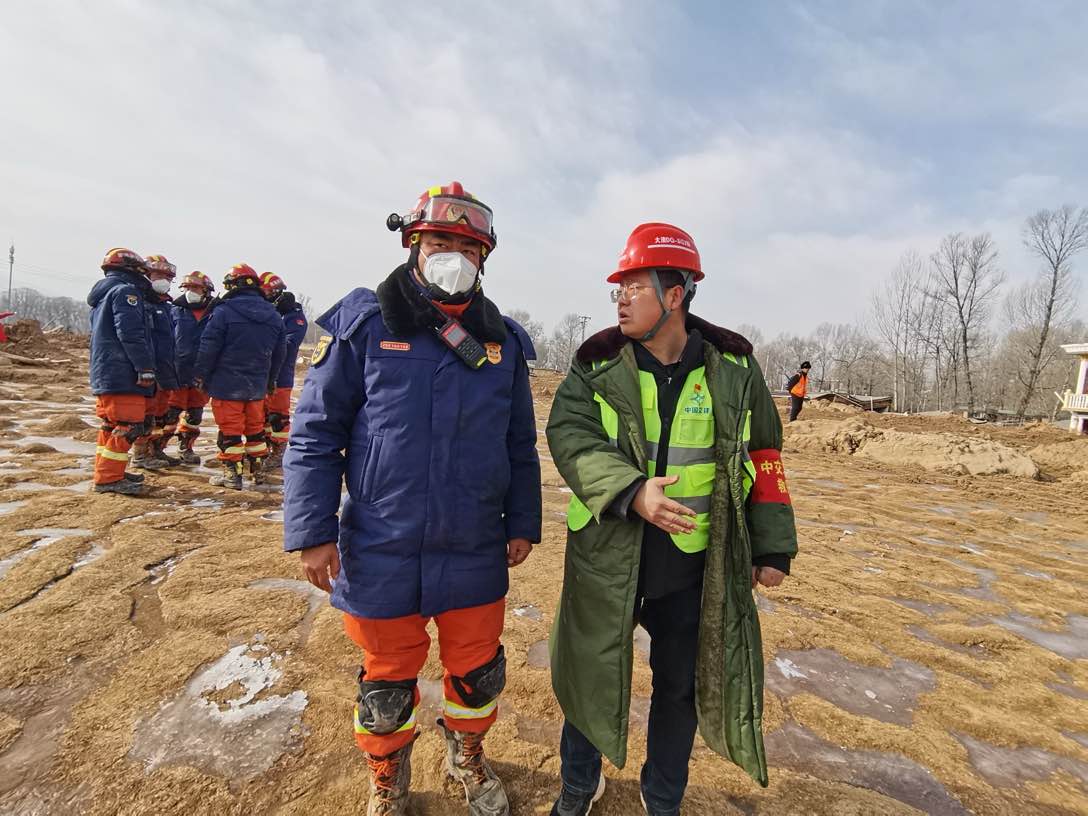 現(xiàn)場溝通.jpg 現(xiàn)場溝通.jpg