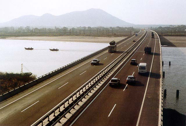 7-南京至淮安高速公路.jpg 7-南京至淮安高速公路.jpg